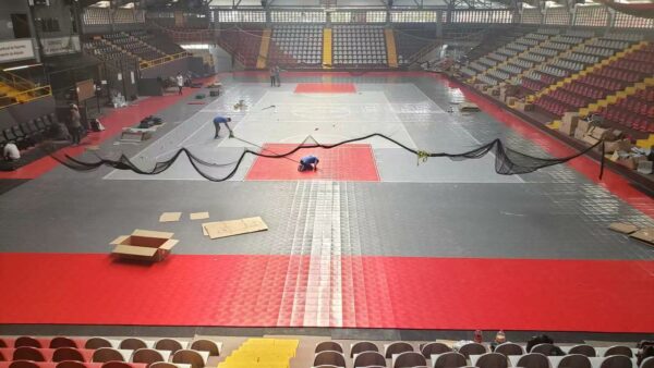 Nuestro piso modular de baloncesto interior utilizado en el estadio de Costa Rica en 2022